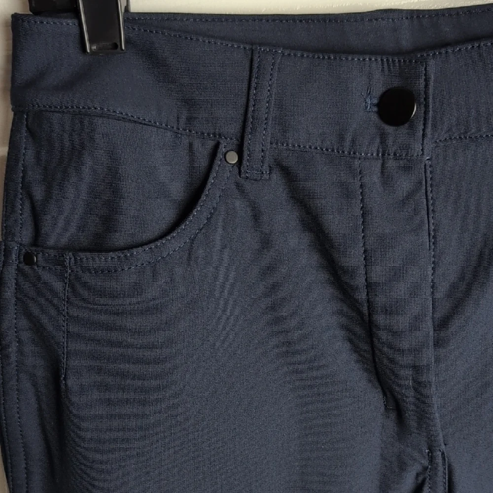 Lululemon Athletica Navy Straight Leg City Sleek, 5 Pocket Wide-Leg Pant - Picture 6 of 14